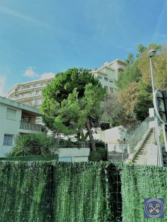 Nice View Jolie Studio Avec Jardin Bagian luar foto